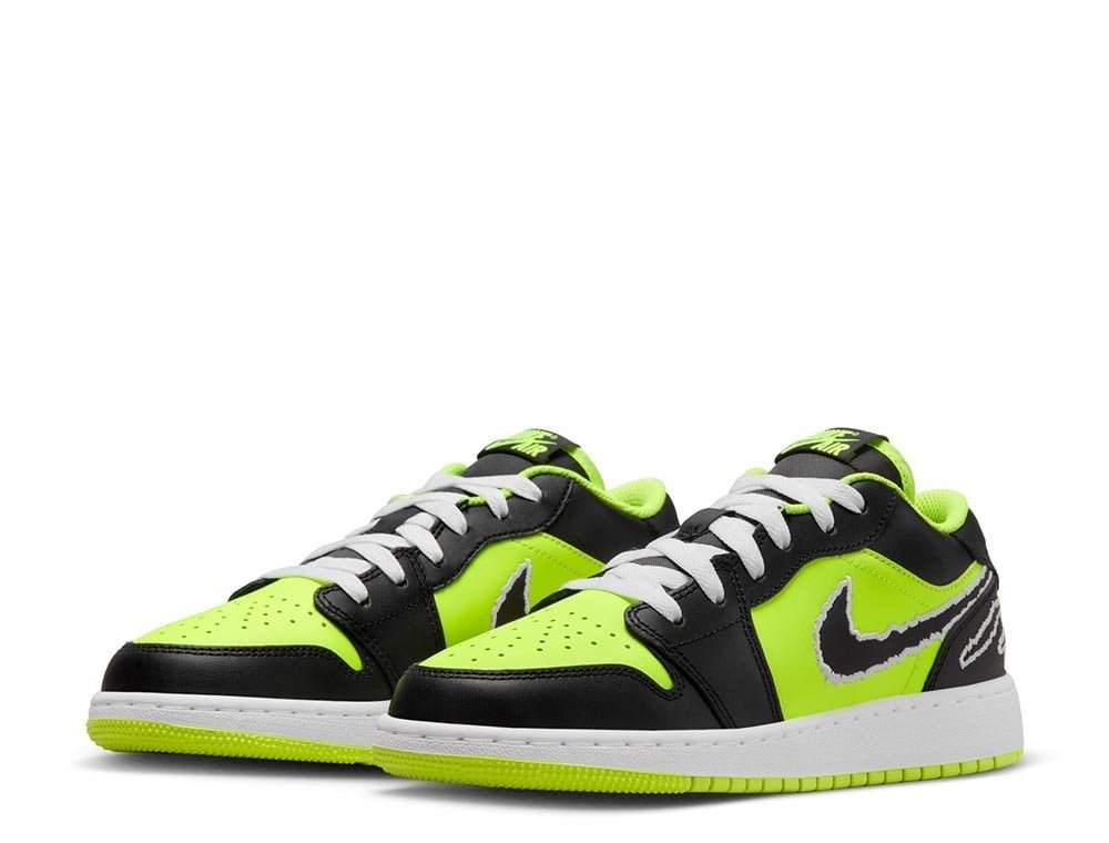 Кросівки Jordan 1 Low SE Black Cat Volt (GS) 39, фото №3