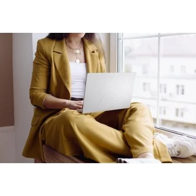 Ноутбук ASUS Zenbook 14 OLED UX3405CA-ST1262 (90NB14W2-M01V90), фото №12 Ноутбук ASUS Zenbook 14 OLED UX3405CA-ST1262 (90NB14W2-M01V90), фото №12