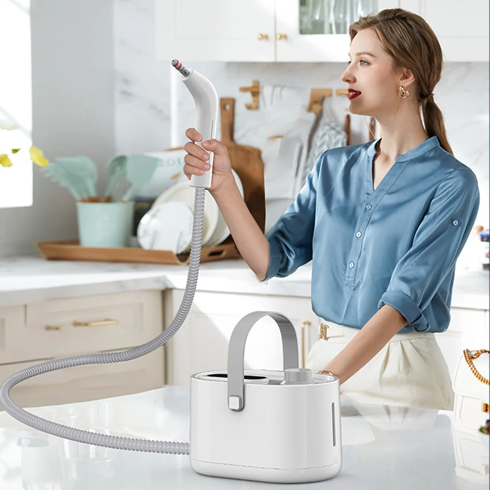 Портативний пароочисник 1200 W 620 ml 2.5 Bar з 6 аксесуарами, фото №7 Портативний пароочисник 1200 W 620 ml 2.5 Bar з 6 аксесуарами, фото №7