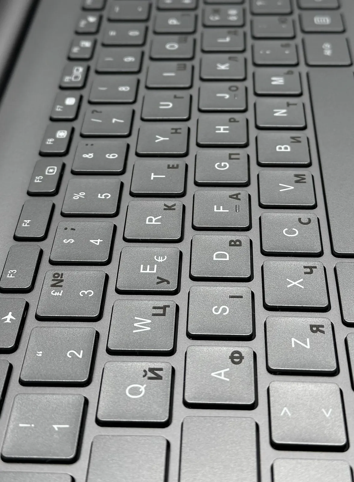 Ноутбук 15.6'' Medion (Lenovo Group) Cepter N510 | Intel Core i5-8265U | IPS (1920x1080) FullHD | RAM 8 ГБ | SSD 256 ГБ | Nvidia GeForce MX250 | Intel UHD Graphics 620 | Металевий корпус | Win10 (4980), фото №1