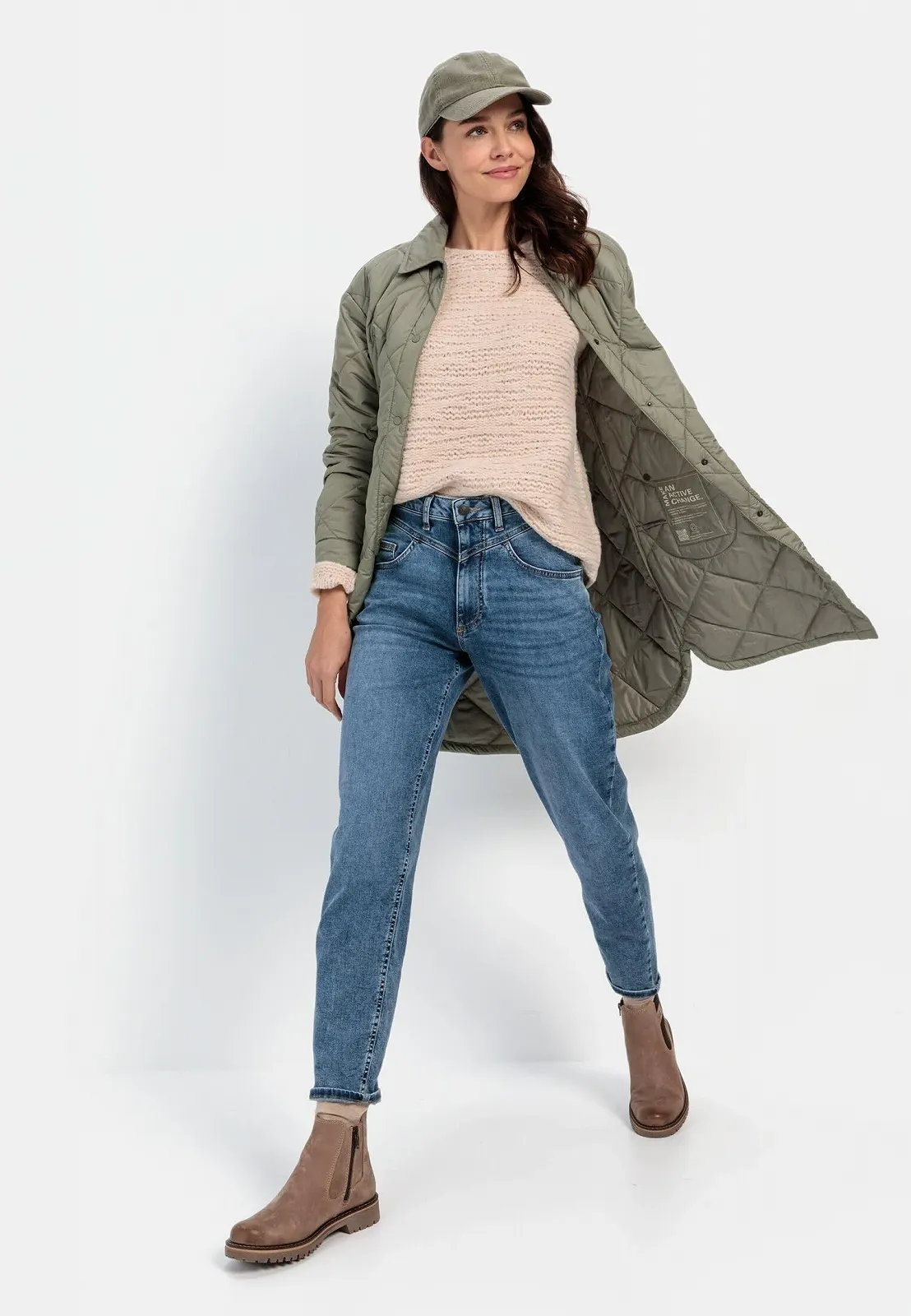 Жіноче пальто camel active з переробленого поліестеру стьобане, фото №5 Жіноче пальто camel active з переробленого поліестеру стьобане, фото №5