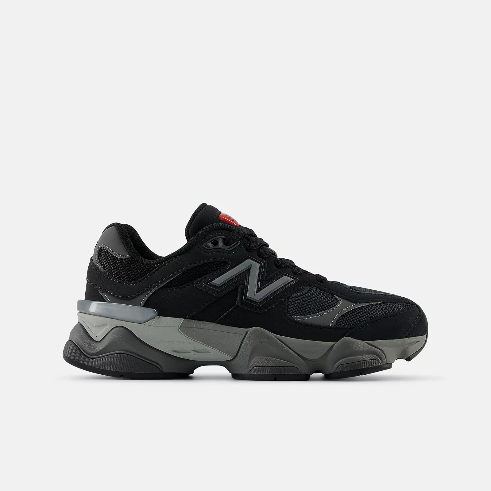 Кроссовки New Balance 060 38.5, фото №1