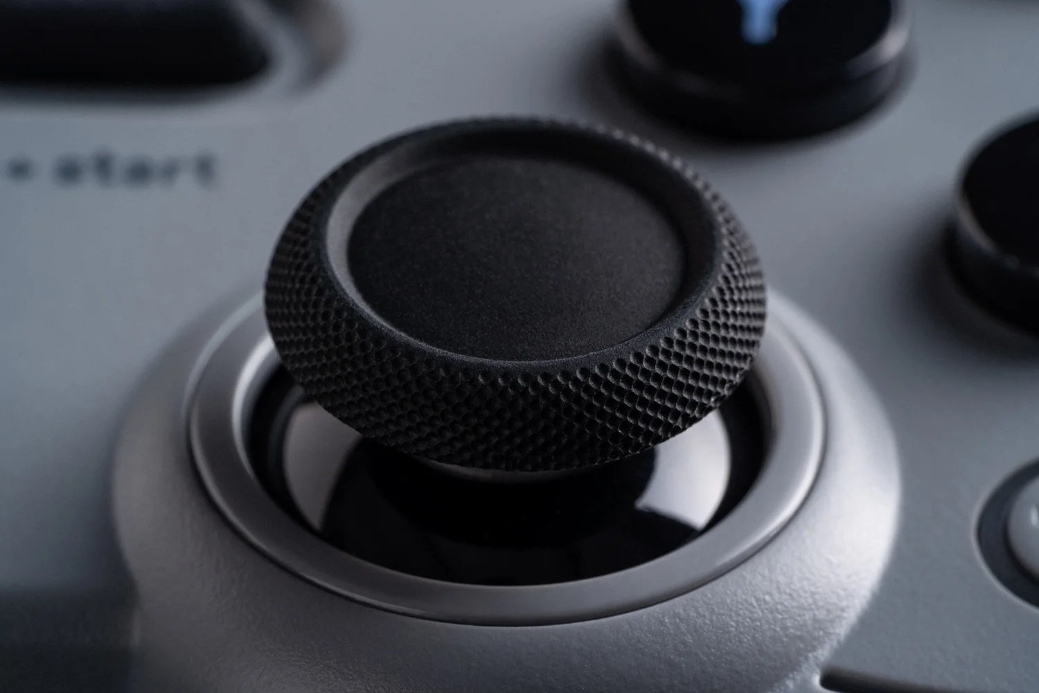 Геймпад 8Bitdo Pro 3 Windows/Android/Switch 2/macOS TMR White + Док-станція, фото №9 Геймпад 8Bitdo Pro 3 Windows/Android/Switch 2/macOS TMR White + Док-станція, фото №9