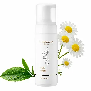Пенка для умывания GentleCare Нежное ежедневное очищение с алоэ вера, ромашкой и гиалуроновой кислотой Увлажняющая и успокаивающая Для чувствительной кожи 150 мл - Фото 1