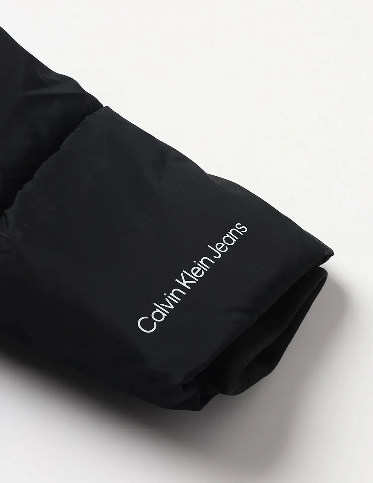 Пальто Calvin Klein Женское стеганое, фото №8 Пальто Calvin Klein Женское стеганое, фото №8