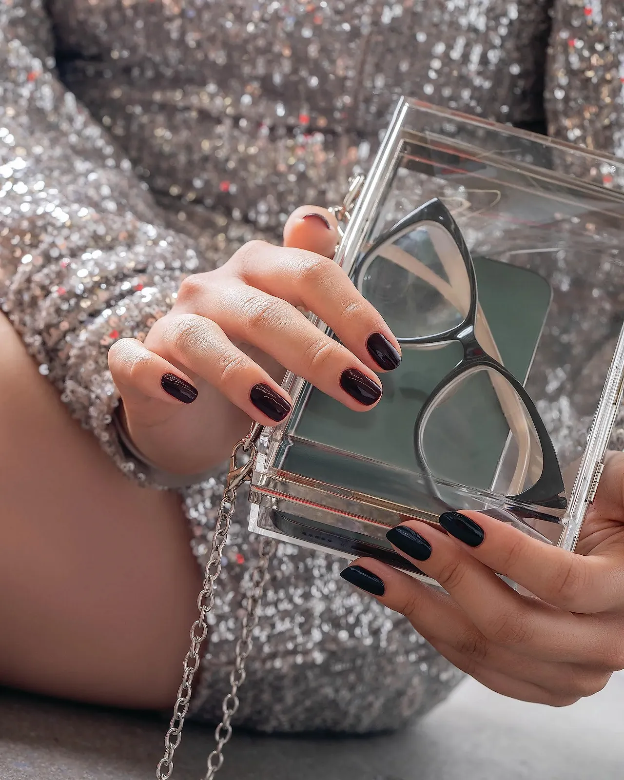 Гель-лак Gelish Mini Black Cherry Berry UV, красный, 9 мл, фото №3 Гель-лак Gelish Mini Black Cherry Berry UV, красный, 9 мл, фото №3