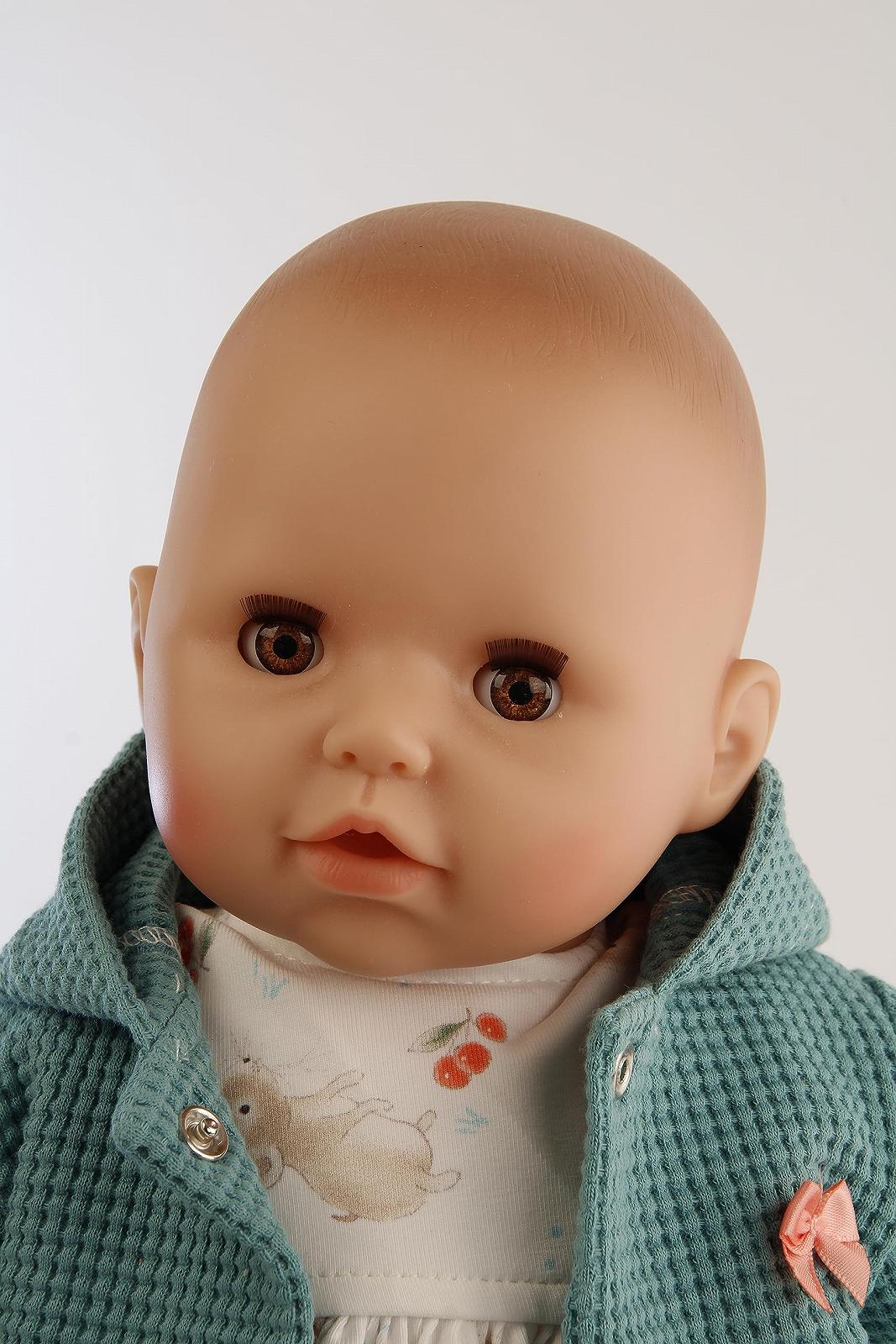 Кукла Schildkröt Amy 7545260 45 см с соской, с росписью волос, коричневые спящие глаза, в одежде мышки, фото №2 Кукла Schildkröt Amy 7545260 45 см с соской, с росписью волос, коричневые спящие глаза, в одежде мышки, фото №2