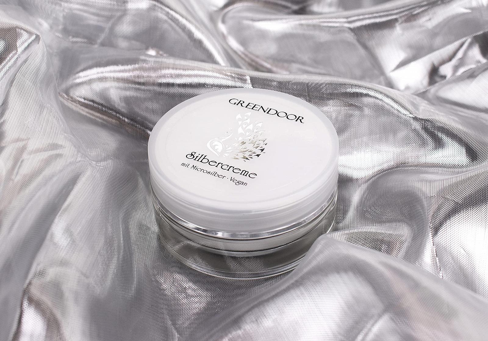 Денний крем для обличчя GREENDOOR Silver Cream Micro Silver 50 мл веганський антимікробний проти акне у скляній банці, фото №7 Денний крем для обличчя GREENDOOR Silver Cream Micro Silver 50 мл веганський антимікробний проти акне у скляній банці, фото №7