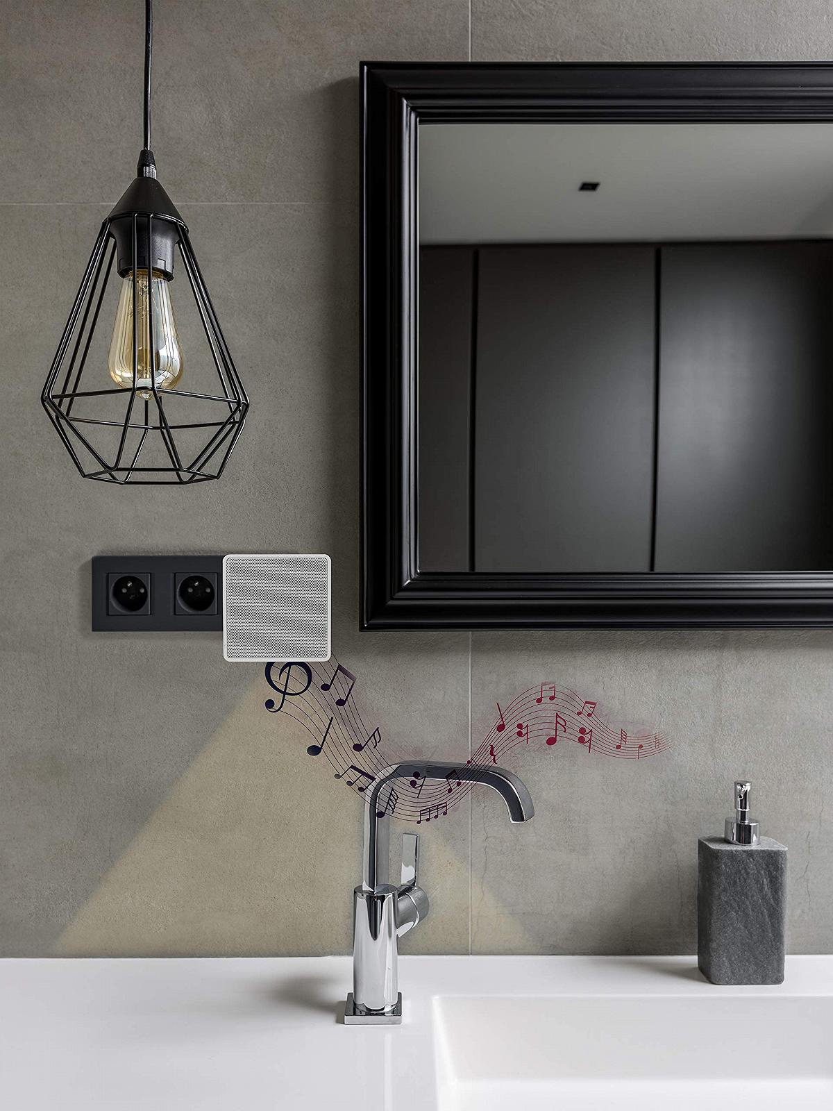 Портативна колонка Радіоприймач CAMRY CR 1165 з вбудованим акумулятором, USB зарядний пристрій, малий Bluetooth динамік з змінною вилкою, FM радіо, LED лампа, портативний, білий, фото №7