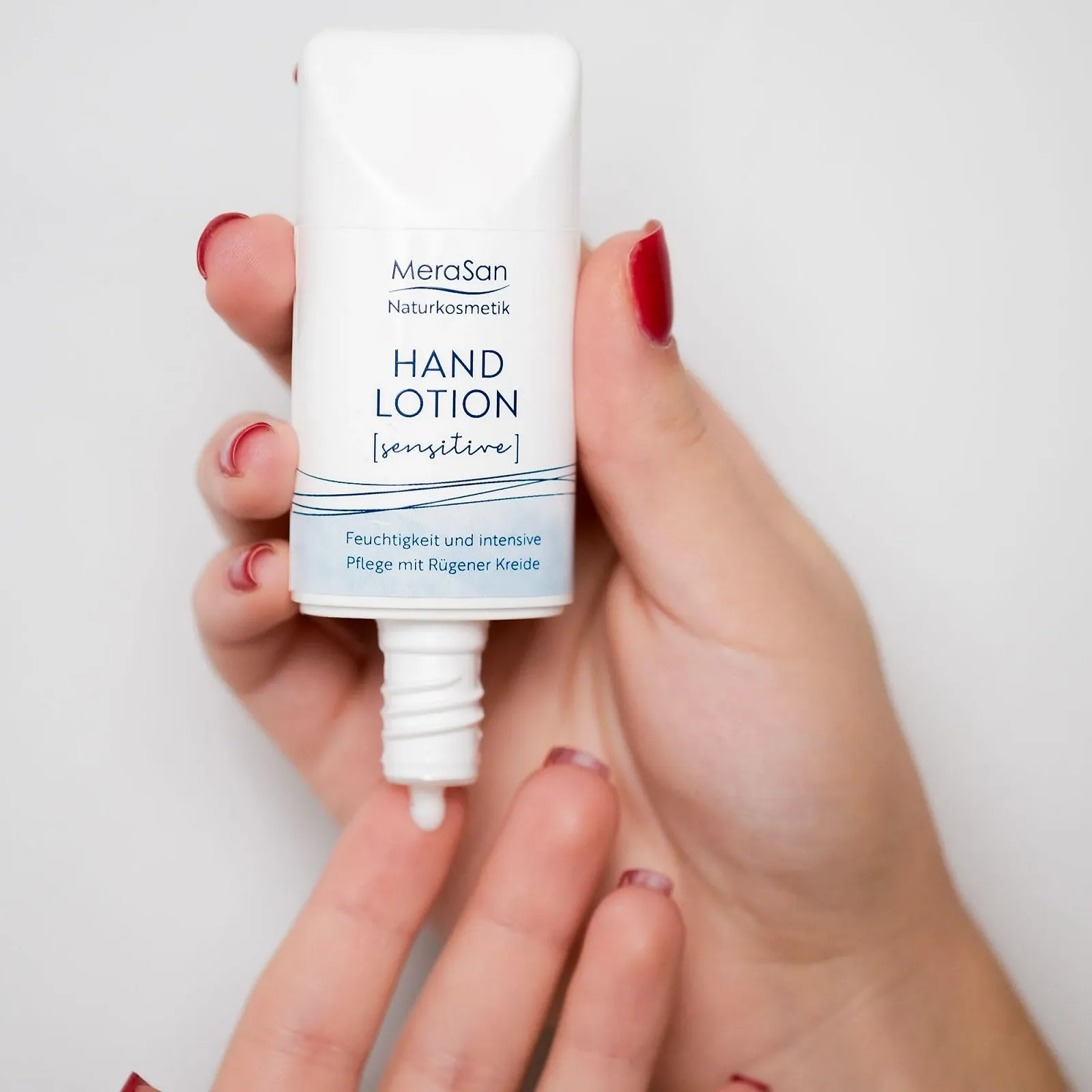 Лосьйон для рук Naturkosmetik Sensitive 30 мл - Веганський, органічний, натуральна косметика, фото №5