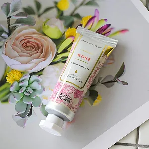 Набор мини-кремов для рук Spa Luxetique Масло Ши, 6 штук. Увлажняющий набор кремов для рук с алоэ вера и витамином Е. Крем для рук для сухой кожи рук. Подарок для мужчин и женщин synthetic.ua - Фото 1