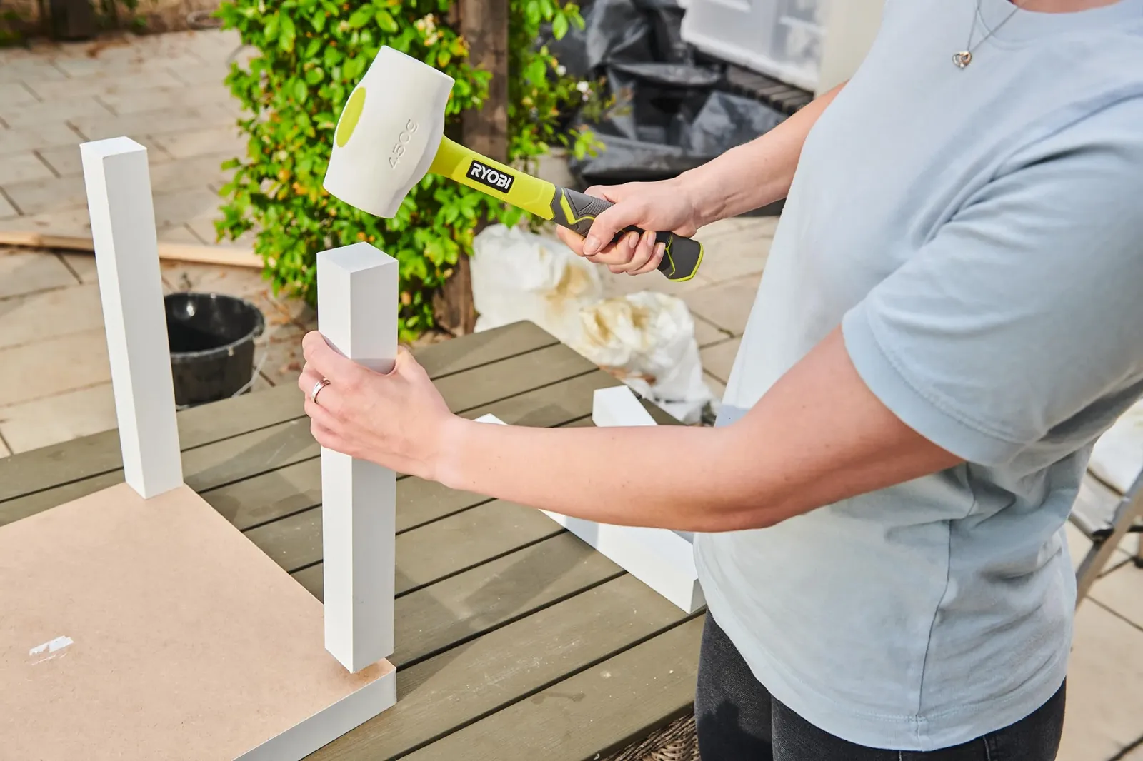 Киянка резиновая Ryobi RHHM450W 450 г из стекловолокна белая, фото №7