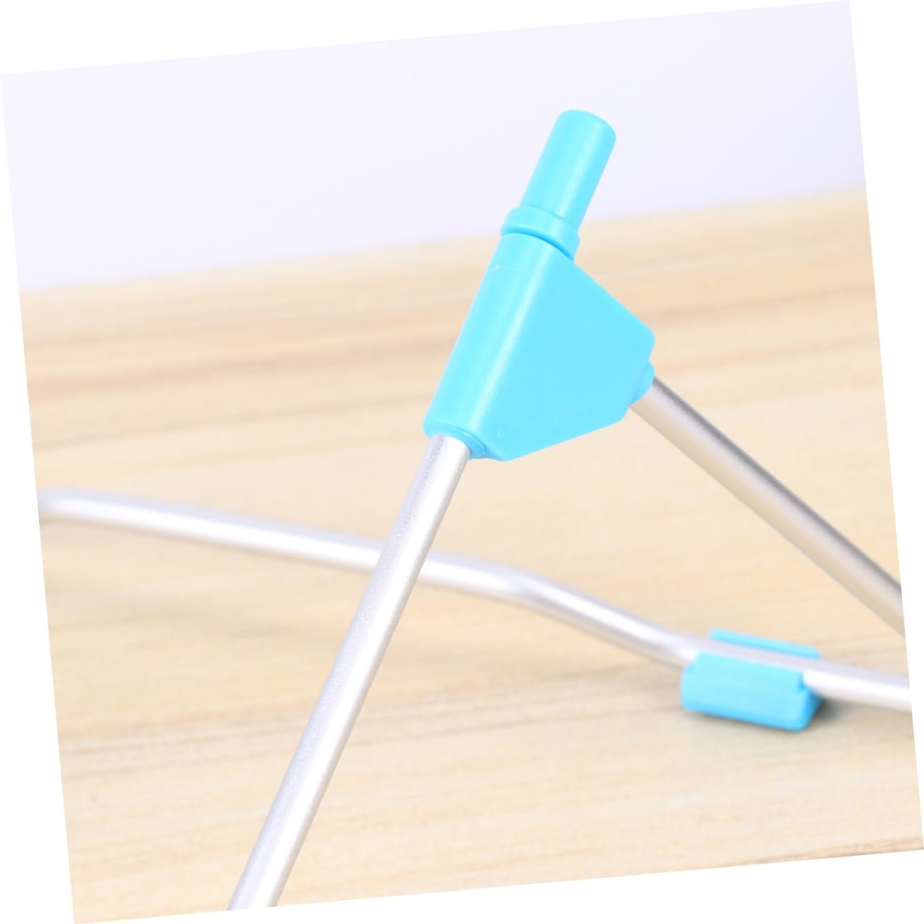 Підставка для ноутбука Gadpiparty Складана алюмінієва Регульована по висоті Легка функція охолодження Портативна для офісу дому подорожей Синя, фото №3 Підставка для ноутбука Gadpiparty Складана алюмінієва Регульована по висоті Легка функція охолодження Портативна для офісу дому подорожей Синя, фото №3