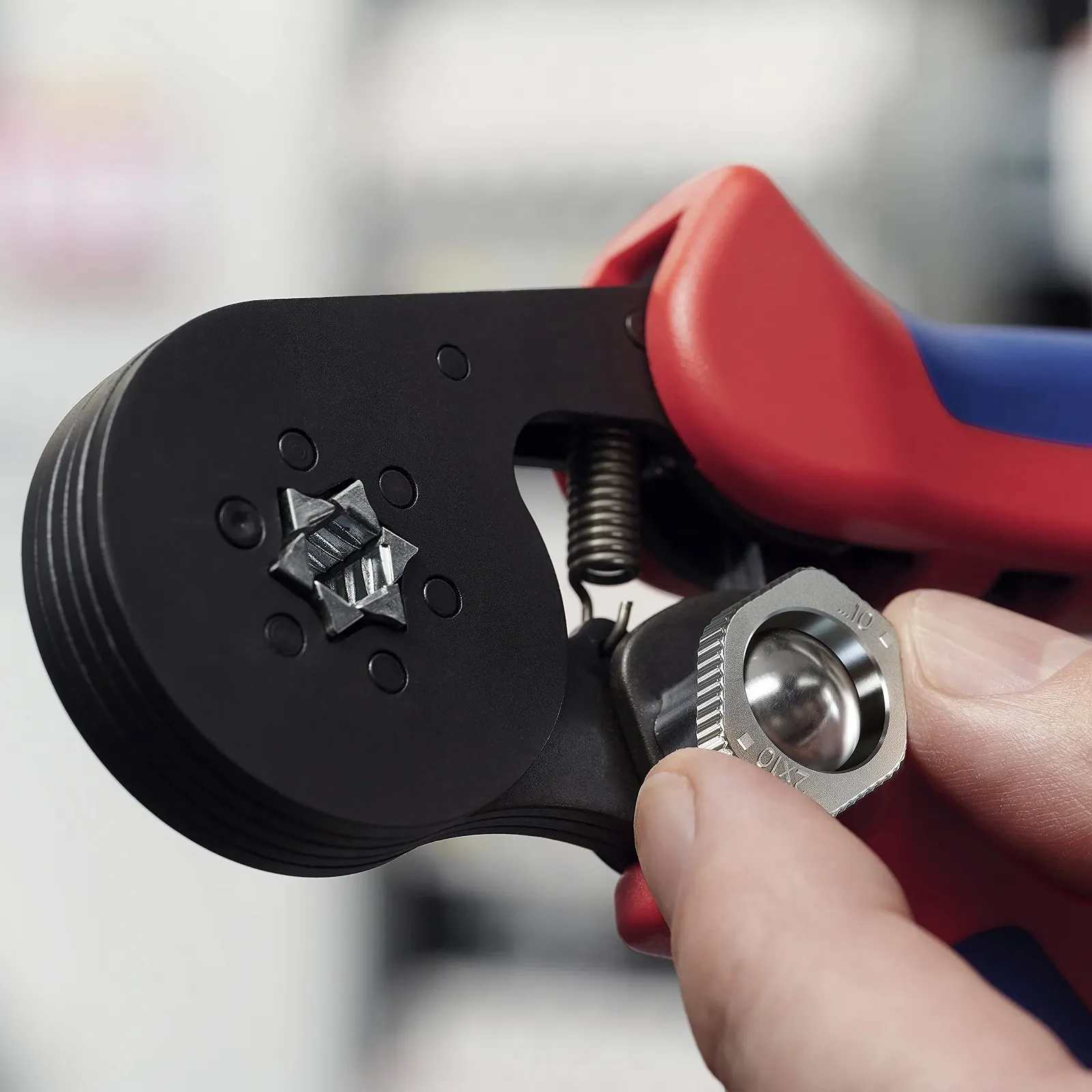 Саморегулирующиеся пресс-клещи Knipex 97 53 14 180 мм и автоматический стриппер PreciStrip16 195 мм, фото №4