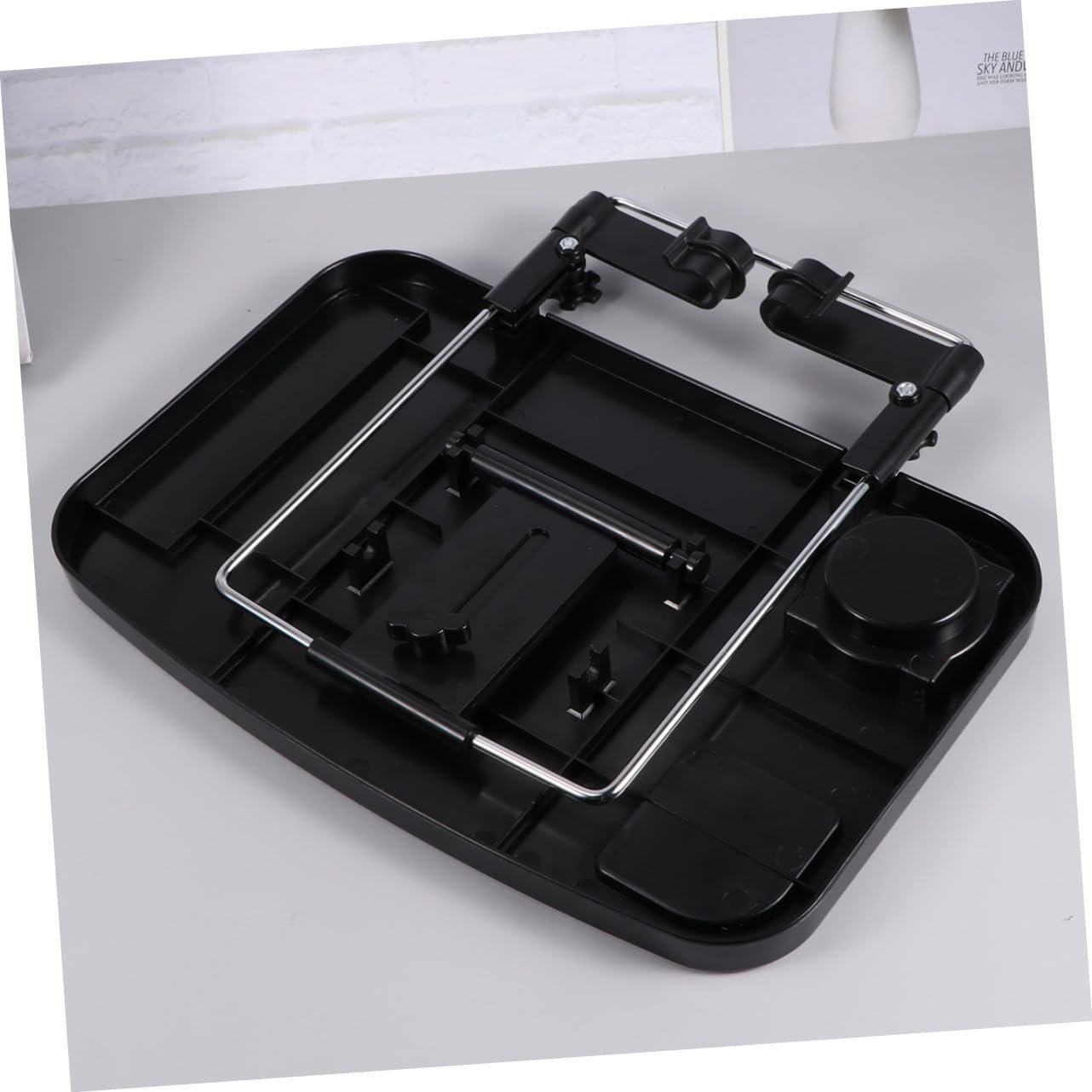 Автомобильный столик на руль складной с регулируемой подставкой для ноутбука, многофункциональным держателем для кружек и сумкой для хранения. Подходит для автомобильных сидений, складной столик для ноутбука для еды, фото №5