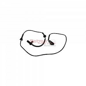 Датчик частоты вращения колеса METZGER 0900702 для VOLVO, передняя ось справа - Фото 1