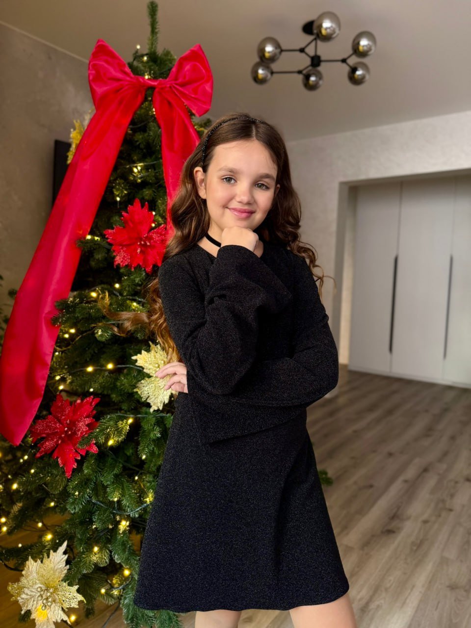 Шикарное новогоднее платье "Феерия" от 140 до 164 см - изумруд, золото, бордо и черный., фото №6 Шикарное новогоднее платье "Феерия" от 140 до 164 см - изумруд, золото, бордо и черный., фото №6