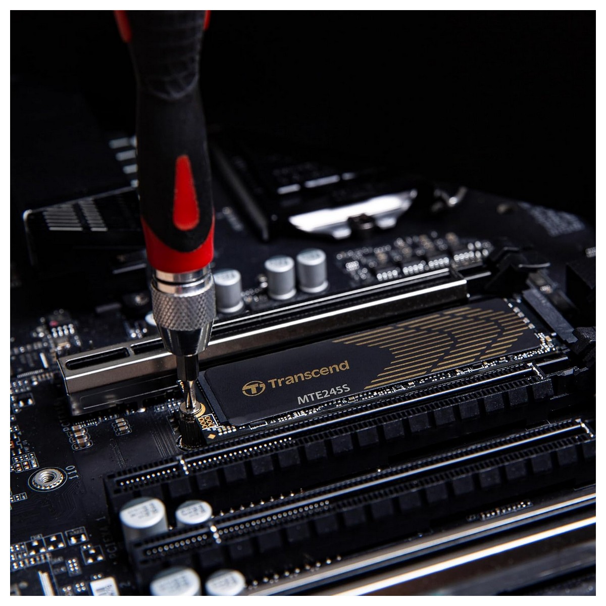 Накопичувач SSD Transcend M.2 2TB PCIe 4.0 MTE245S розсіювач TS2TMTE245S, фото №2 Накопичувач SSD Transcend M.2 2TB PCIe 4.0 MTE245S розсіювач TS2TMTE245S, фото №2