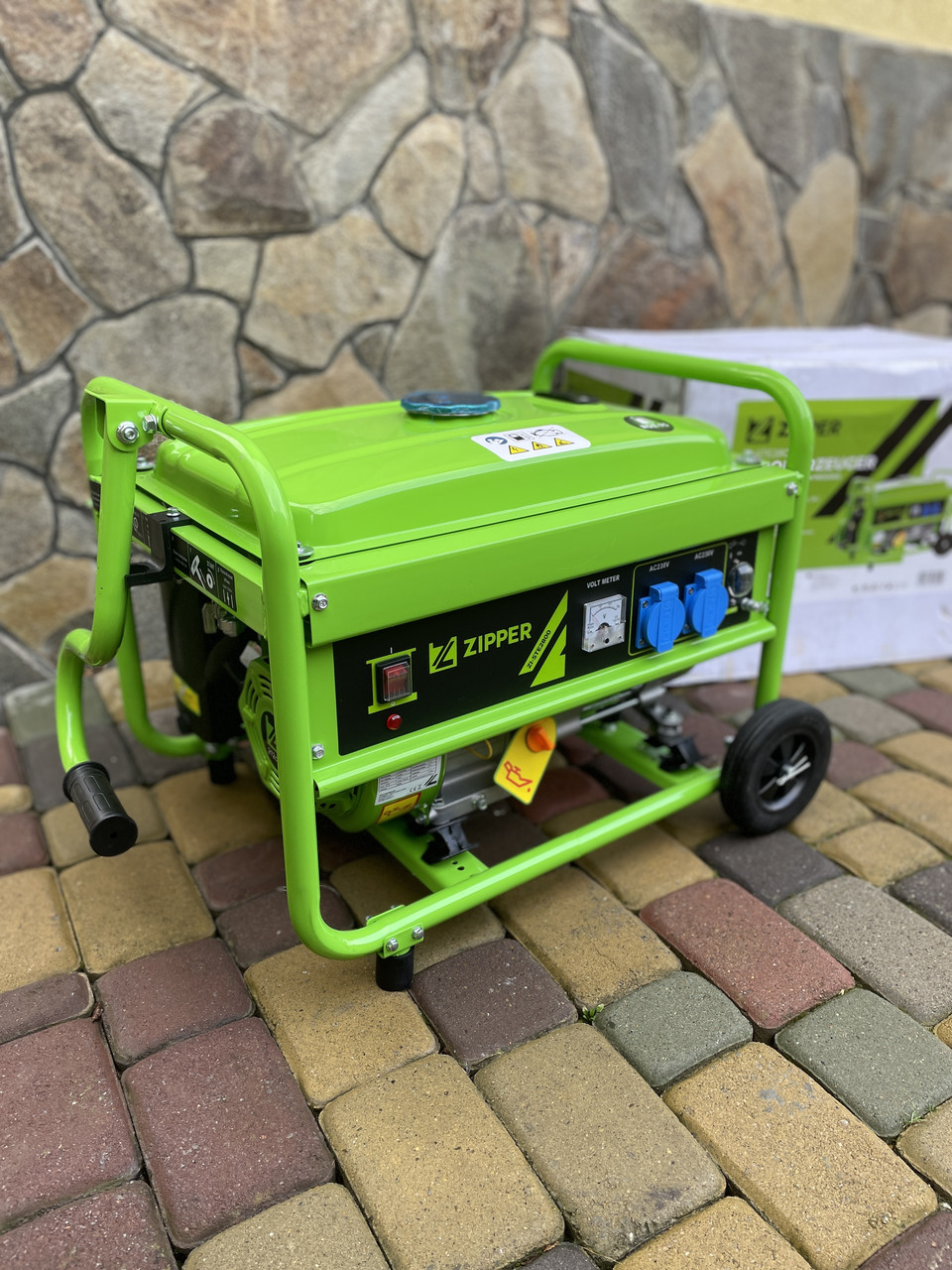 Бензиновый генератор ZIPPER ZI-STE2800 2.8 кВт медная обмотка, фото №5