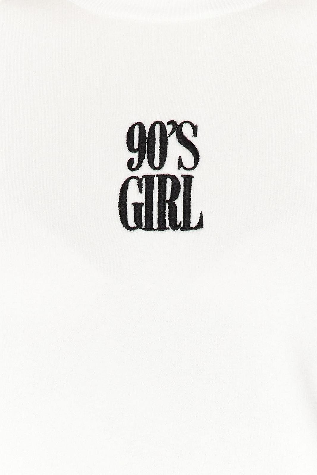 Свитшот TRENDYOL С Высоким Вырезом и Слоганом, фото №5 Свитшот TRENDYOL С Высоким Вырезом и Слоганом, фото №5