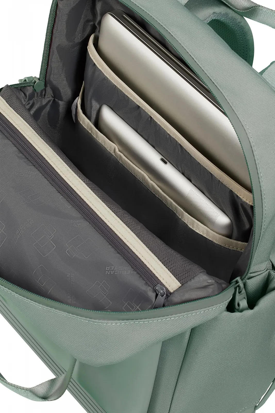 Рюкзак для ноутбука American Tourister 15" Зеленый (Iceberg Green), фото №6 Рюкзак для ноутбука American Tourister 15" Зеленый (Iceberg Green), фото №6