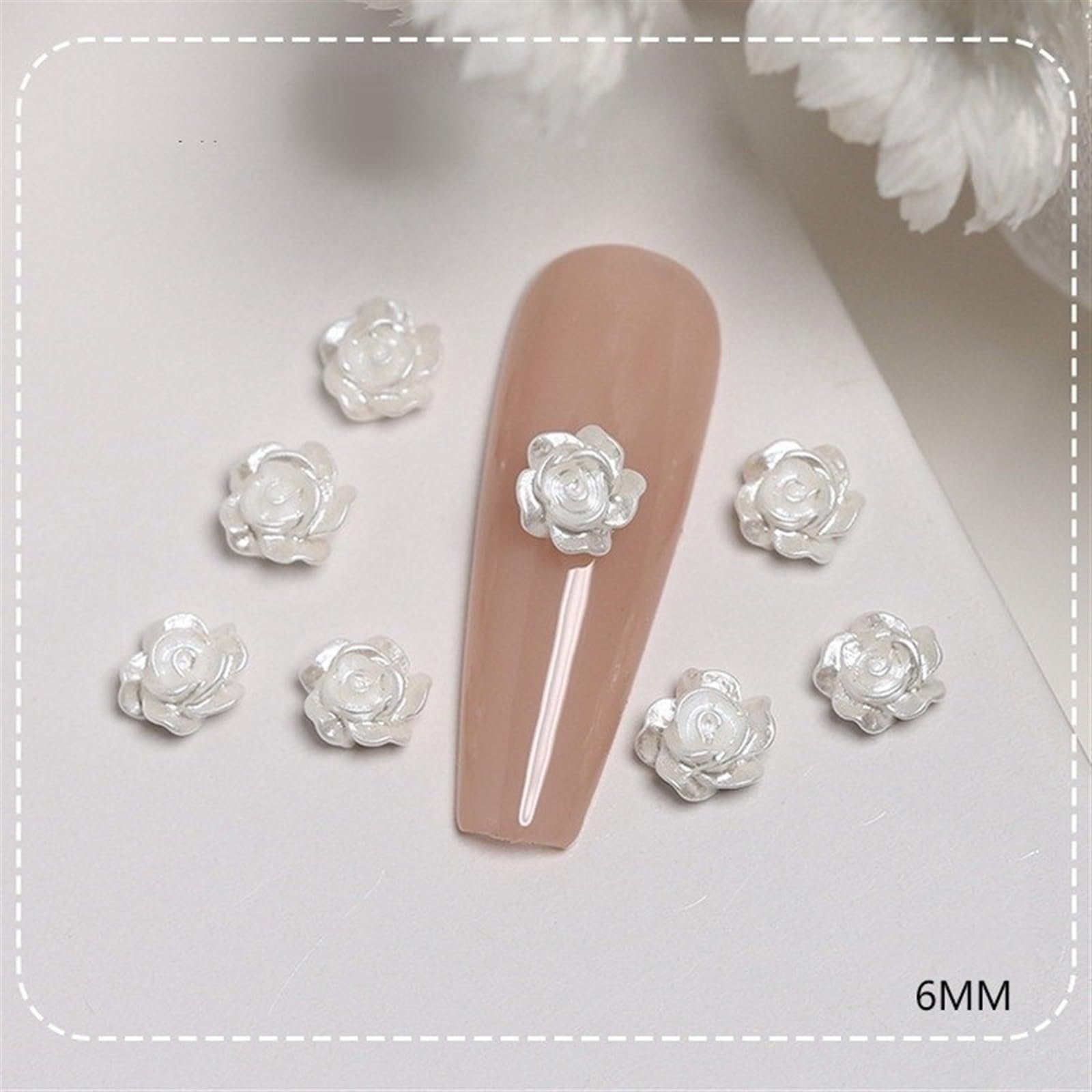 Камелія 200 шт, білі перламутрові, 3D квіти 6/8 мм для саморобного манікюру та педикюру, фото №2