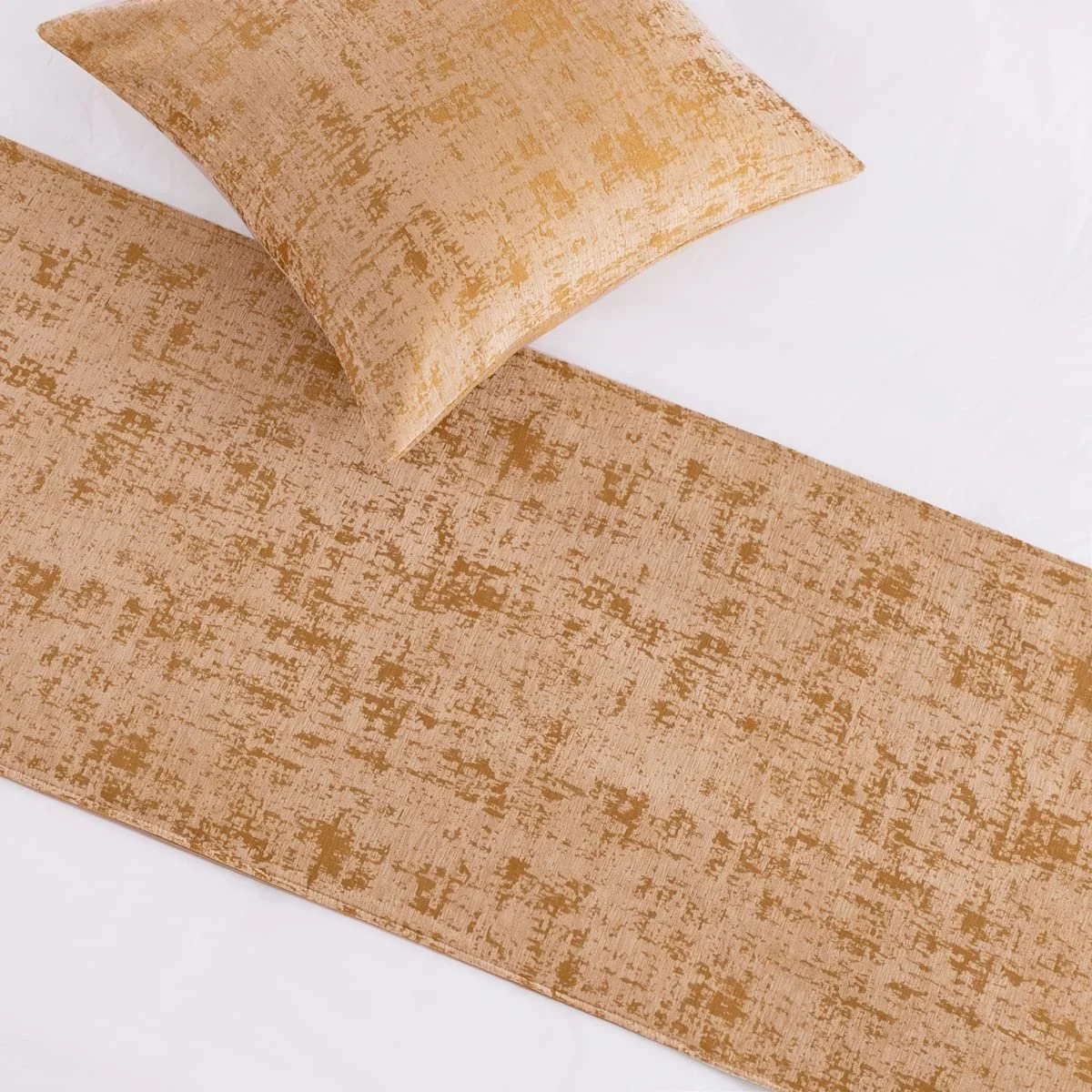 Накидка на ліжко AMBERIS Золотий, Міцний декоративний шарф для дому та готелю, фото №3