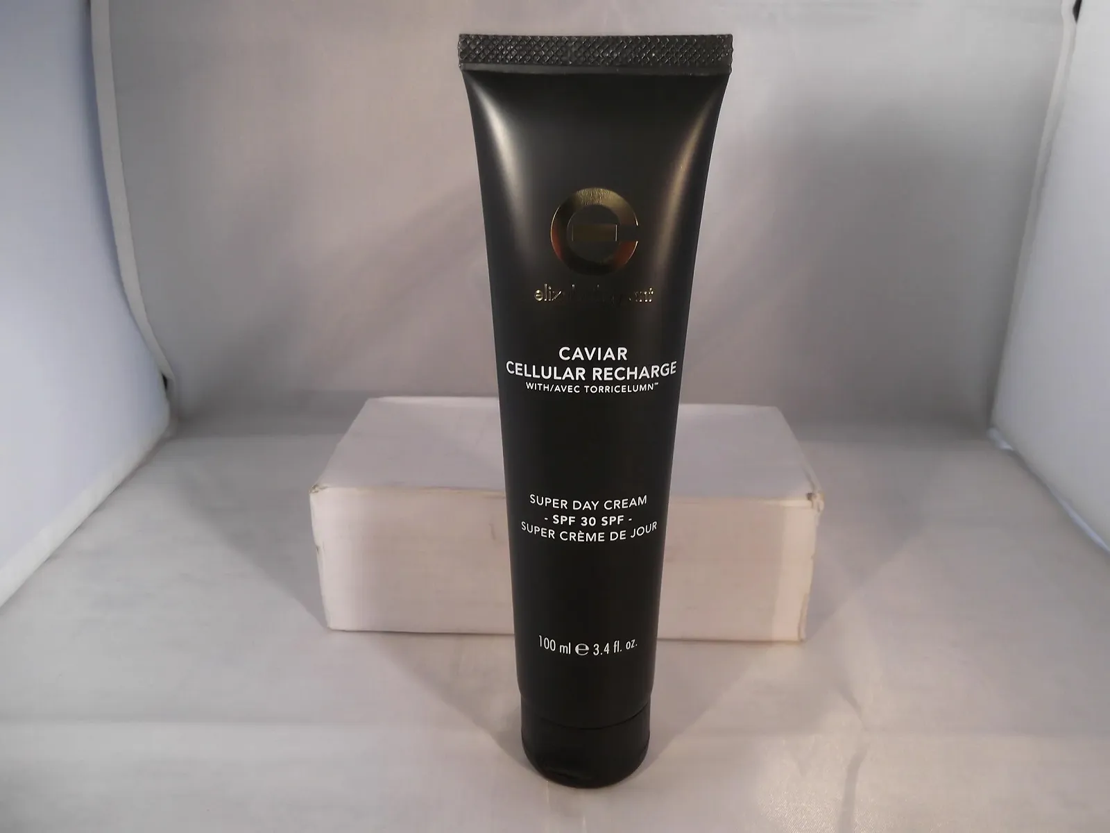 Денний крем Elizabeth Grant Caviar Cellular Recharge Super Day Cream 100 мл, фото №1 Денний крем Elizabeth Grant Caviar Cellular Recharge Super Day Cream 100 мл, фото №1