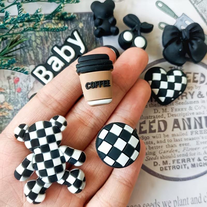 Джибітси Чорна любов панда, серце кохання Jibbitz прикраси для крокс аксесуари для Crocs прикраси на крокси декор для взуття набір 11 шт, фото №2