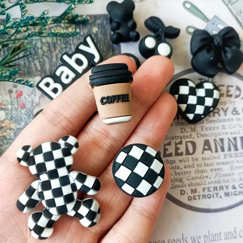 Джибитсы Черная любовь панда, сердце любви Jibbitz украшения для крокс аксессуары для Crocs украшения на кроксы декор для обуви набор 11 шт, фото №2