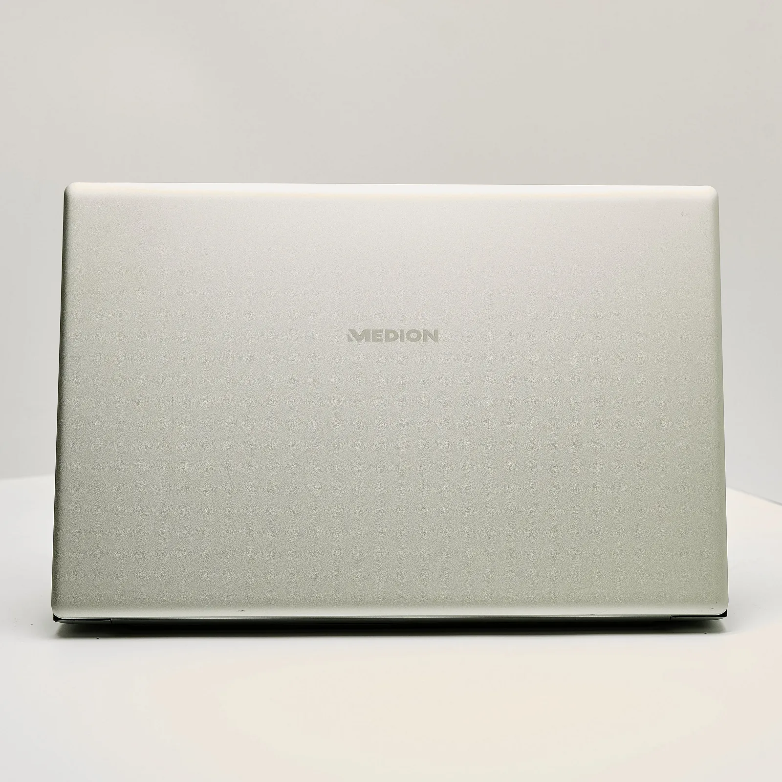 Ультрабук 14" Medion (Lenovo Group) Akoya E4251 Intel RAM 4ГБ SSD 128 ГБ Intel Graphics Металевий корпус Win10, фото №7