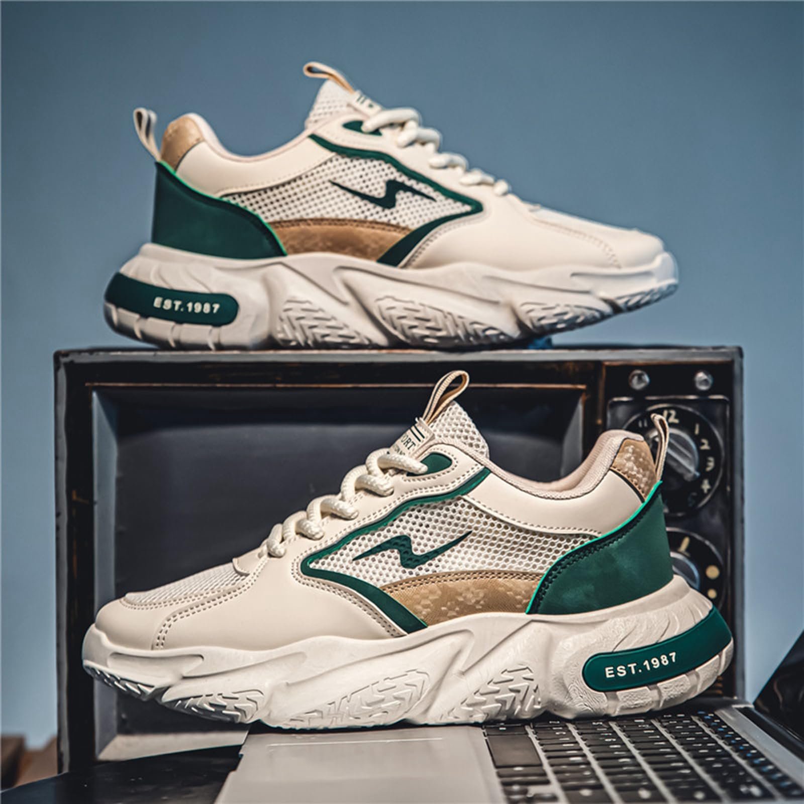 Чоловічі дихаючі спортивні кросівки CHICMARK на шнурівці для бігу та пішого туризму, фото №2