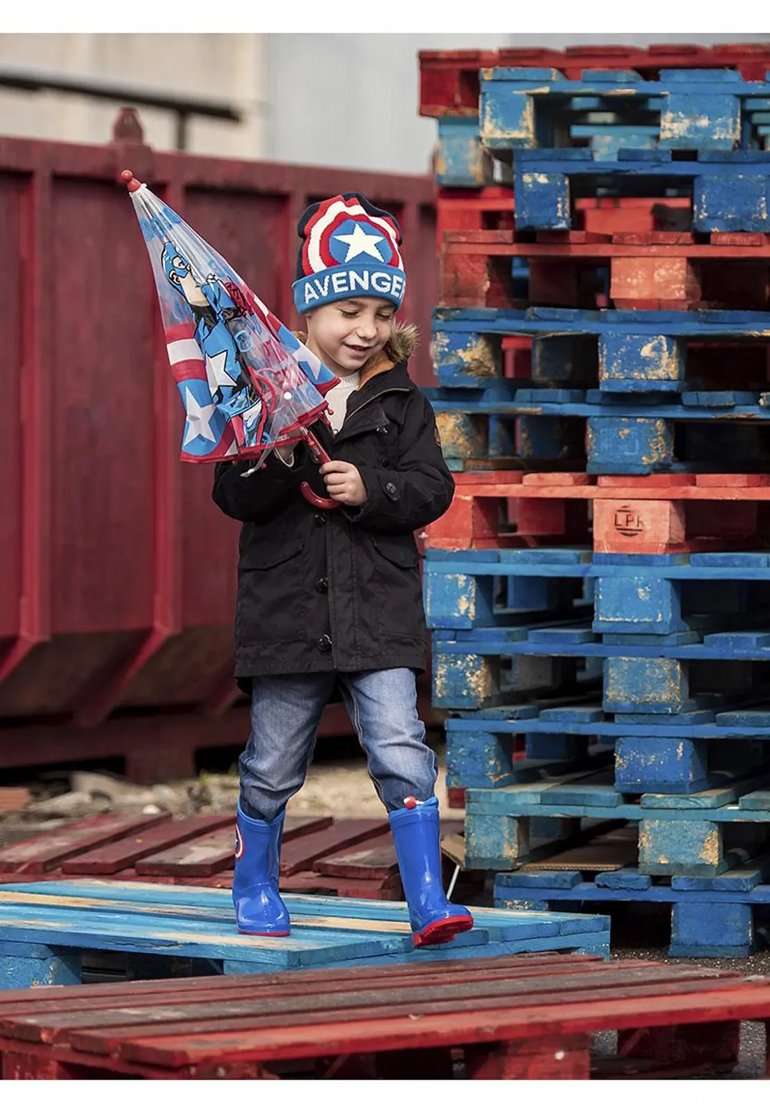 Шапка детская CERDÁ LIFE'S LITTLE MOMENTS Avengers Captain America Winter, фото №3 Шапка детская CERDÁ LIFE'S LITTLE MOMENTS Avengers Captain America Winter, фото №3