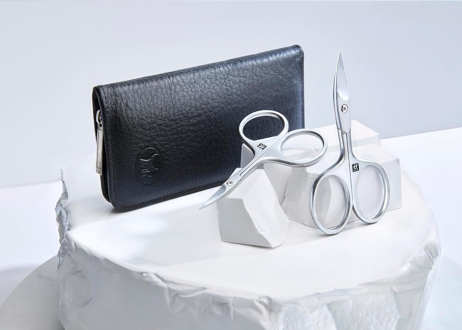 Набір для манікюру Zwilling Twinox 5 предметів, чорний, 98681-004-0, фото №2 Набір для манікюру Zwilling Twinox 5 предметів, чорний, 98681-004-0, фото №2