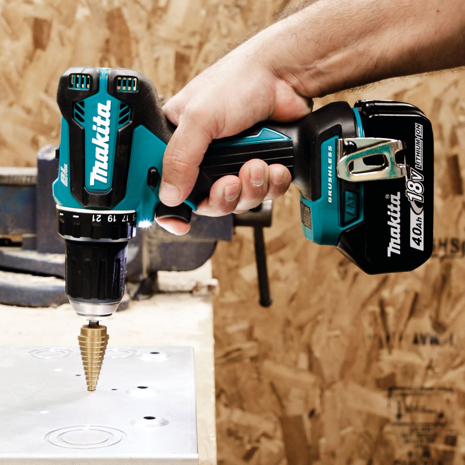Шуруповёрт Makita DDF485Z Аккумуляторный 18 В Синий, Серебряный, фото №6 Шуруповёрт Makita DDF485Z Аккумуляторный 18 В Синий, Серебряный, фото №6