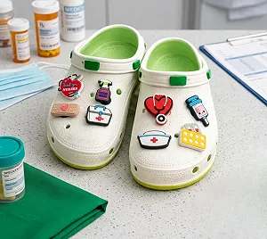 Джибитси: медицинские истории - 8 шт, аксессуары для крокс - Фото 1