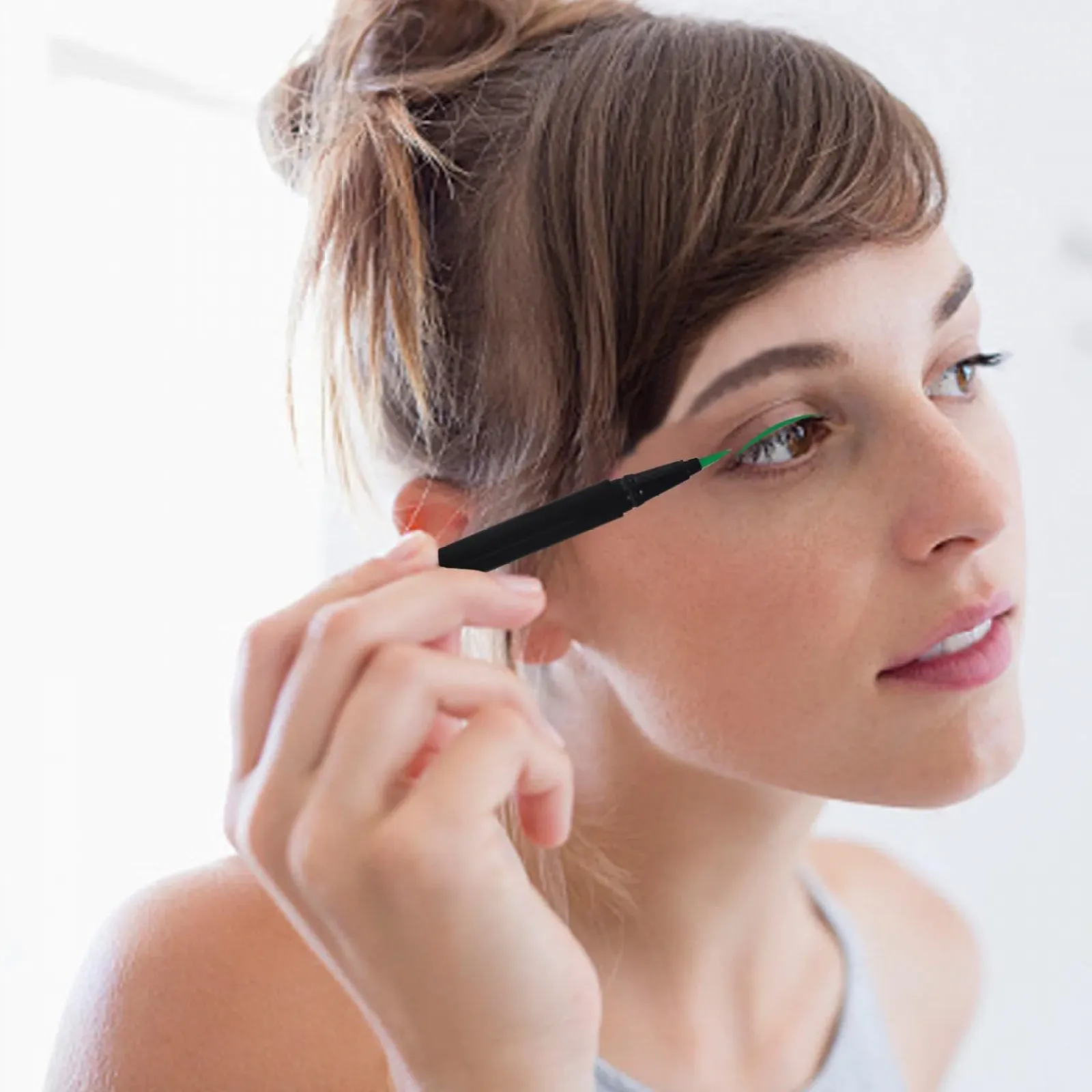 Подводка Neon Rainbow 3PCS , водостойкая, матовая, быстросохнущая, фото №4 Подводка Neon Rainbow 3PCS , водостойкая, матовая, быстросохнущая, фото №4