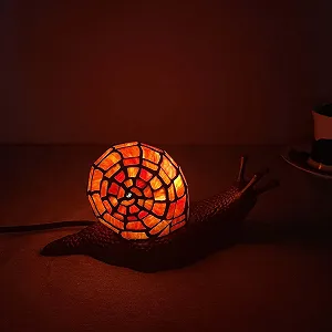 Настільна лампа Bieye L30989 у стилі Тіффані вітражне скло форма равлика Червона synthetic.ua - Фото 1