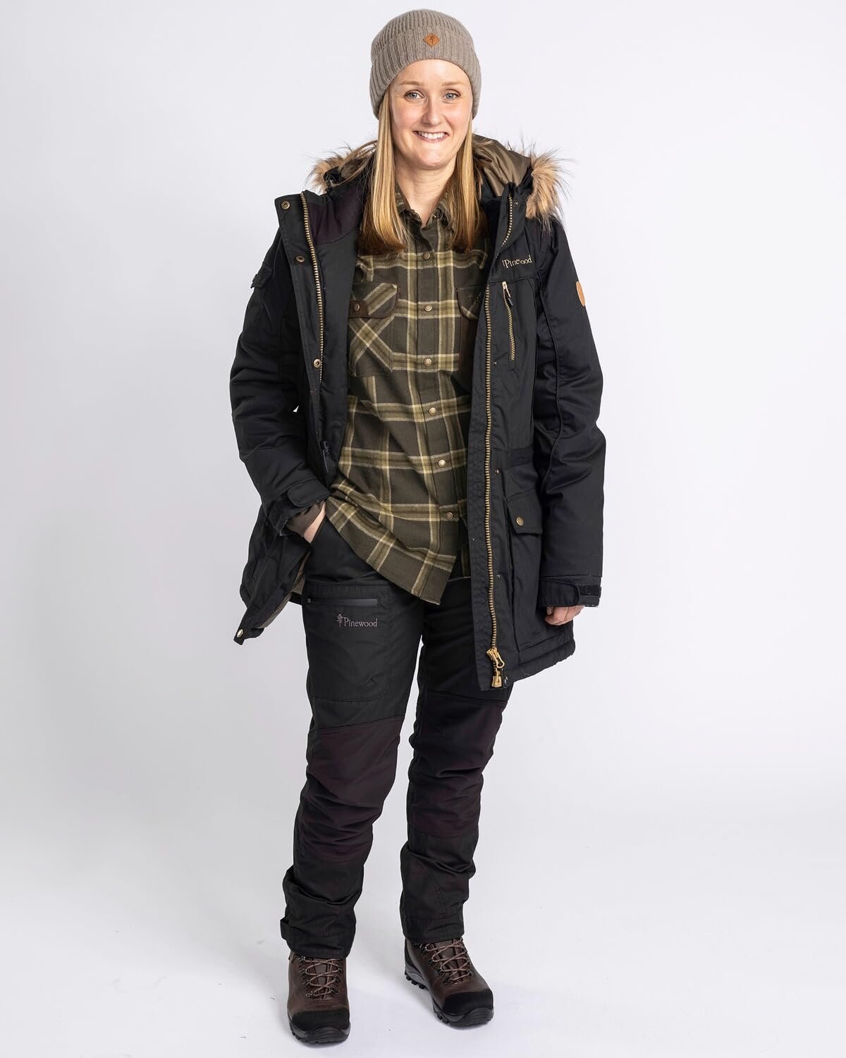 Парка Pinewood Finnveden Winter 3246 Женская, фото №6 Парка Pinewood Finnveden Winter 3246 Женская, фото №6