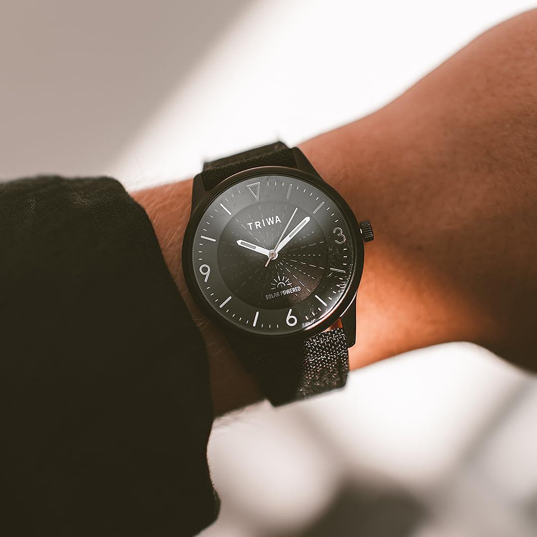 Часы TRIWA Solar Recycled Minimalist Design Солнечные водостойкость до 5 Бар Черный PET нейлон 38 мм, фото №6