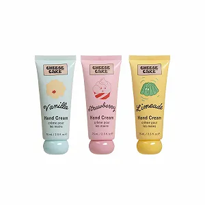 Набор кремов для рук Cheese Cake, 3 шт., ассорти вкусов для девушек-подростков цена на synthetic.ua - Фото 1 Набор кремов для рук Cheese Cake, 3 шт., ассорти вкусов для девушек-подростков synthetic.ua - Фото 1