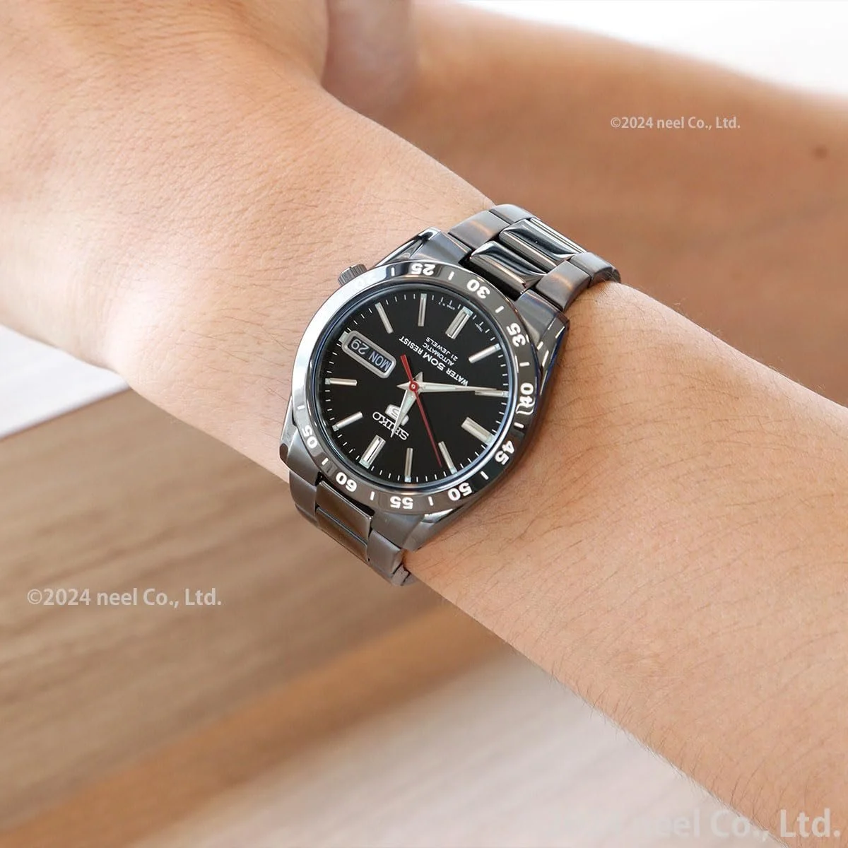 Мужские Автоматические Часы Seiko 5 SNKE03K Чёрные Нержавеющая Сталь с Чёрным Циферблатом, фото №5 Мужские Автоматические Часы Seiko 5 SNKE03K Чёрные Нержавеющая Сталь с Чёрным Циферблатом, фото №5