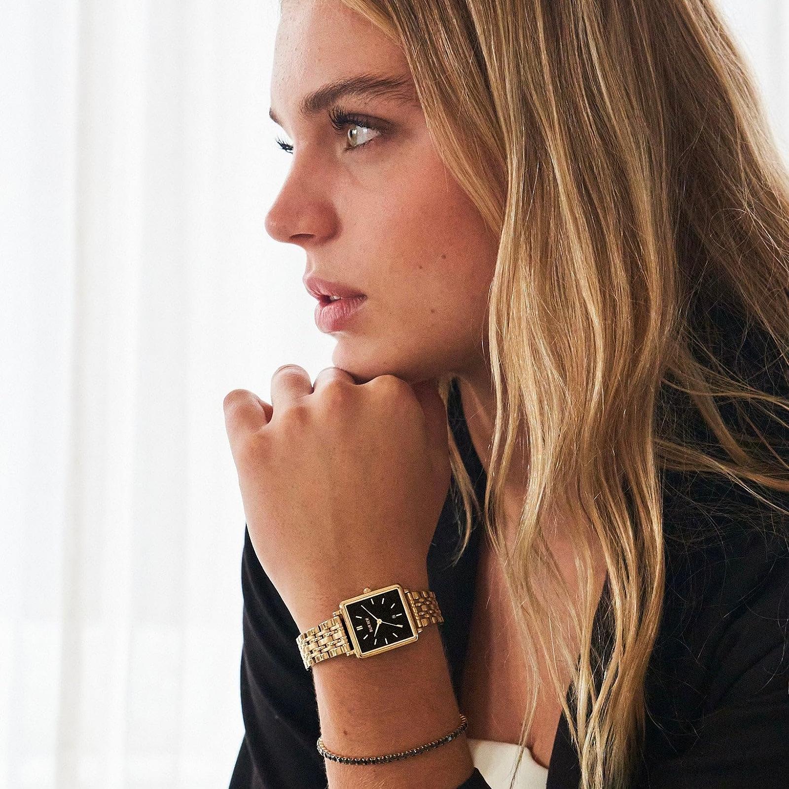 Часы Burker Watches Daisy Золотой Черный - Женские часы Квадратные 28мм - Аналоговые Кварцевые наручные часы с браслетом из нержавеющей стали, фото №5 Часы Burker Watches Daisy Золотой Черный - Женские часы Квадратные 28мм - Аналоговые Кварцевые наручные часы с браслетом из нержавеющей стали, фото №5