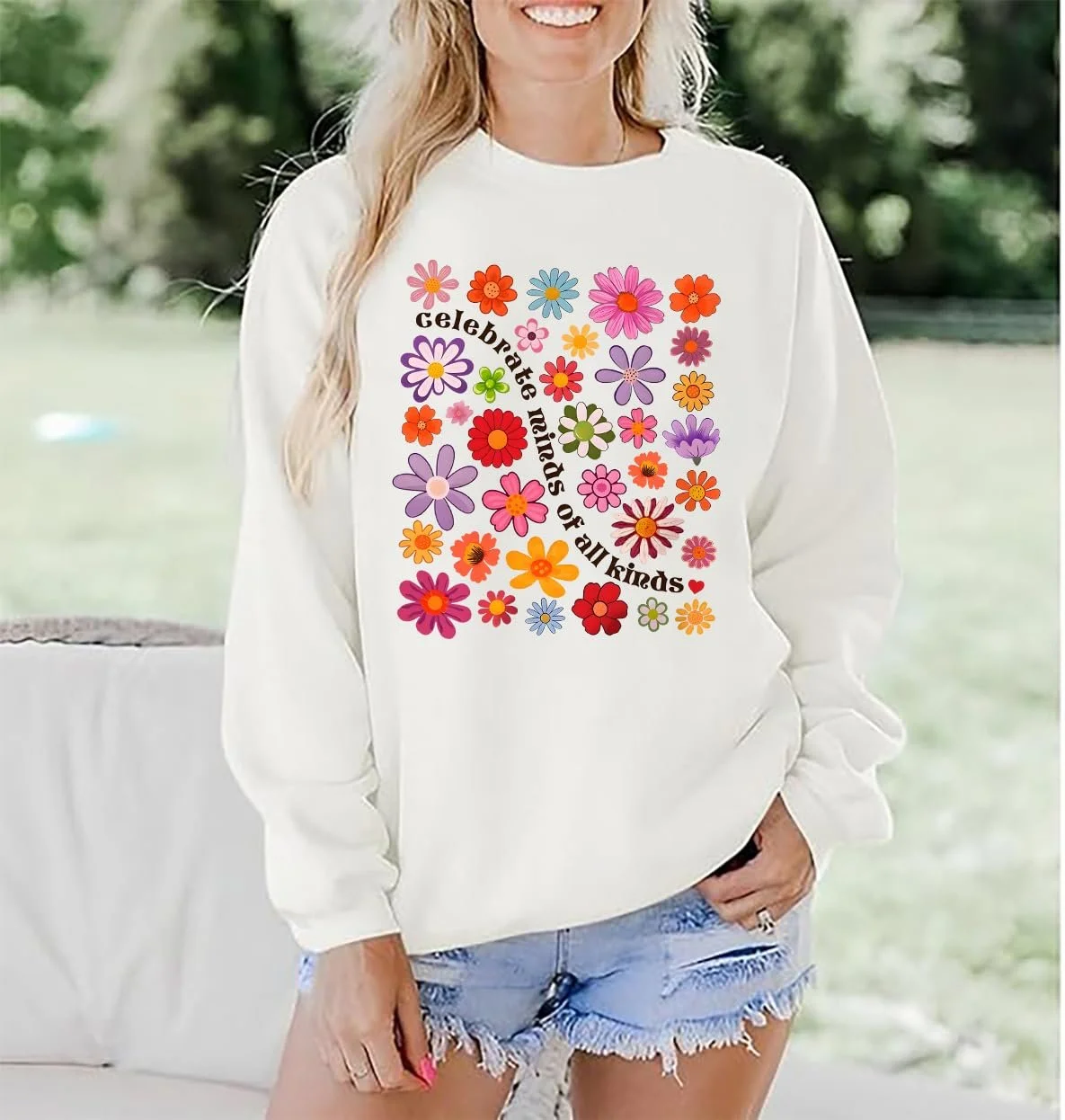 Худи Vier Köpfe aller Arten von Swetshirt Neurodiversity Inspirierende Shirt Floral, фото №2