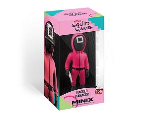 Фигурка MINIX Squid Game Masked Manager Square Guard 12 cm synthetic.ua - Фото 1