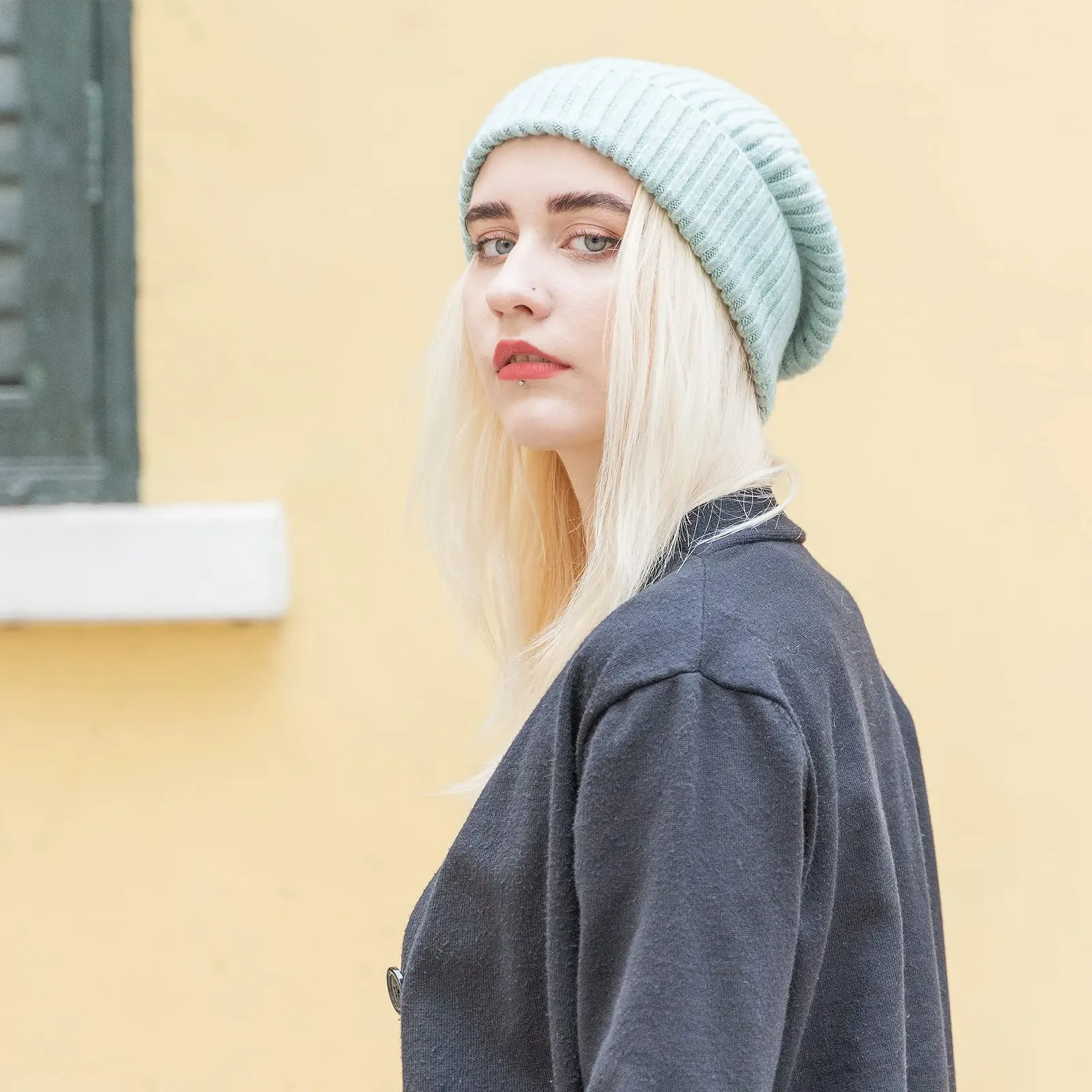 Шапка ZLYC зимняя женская удлиненная, эластичная, вязаная, фото №3