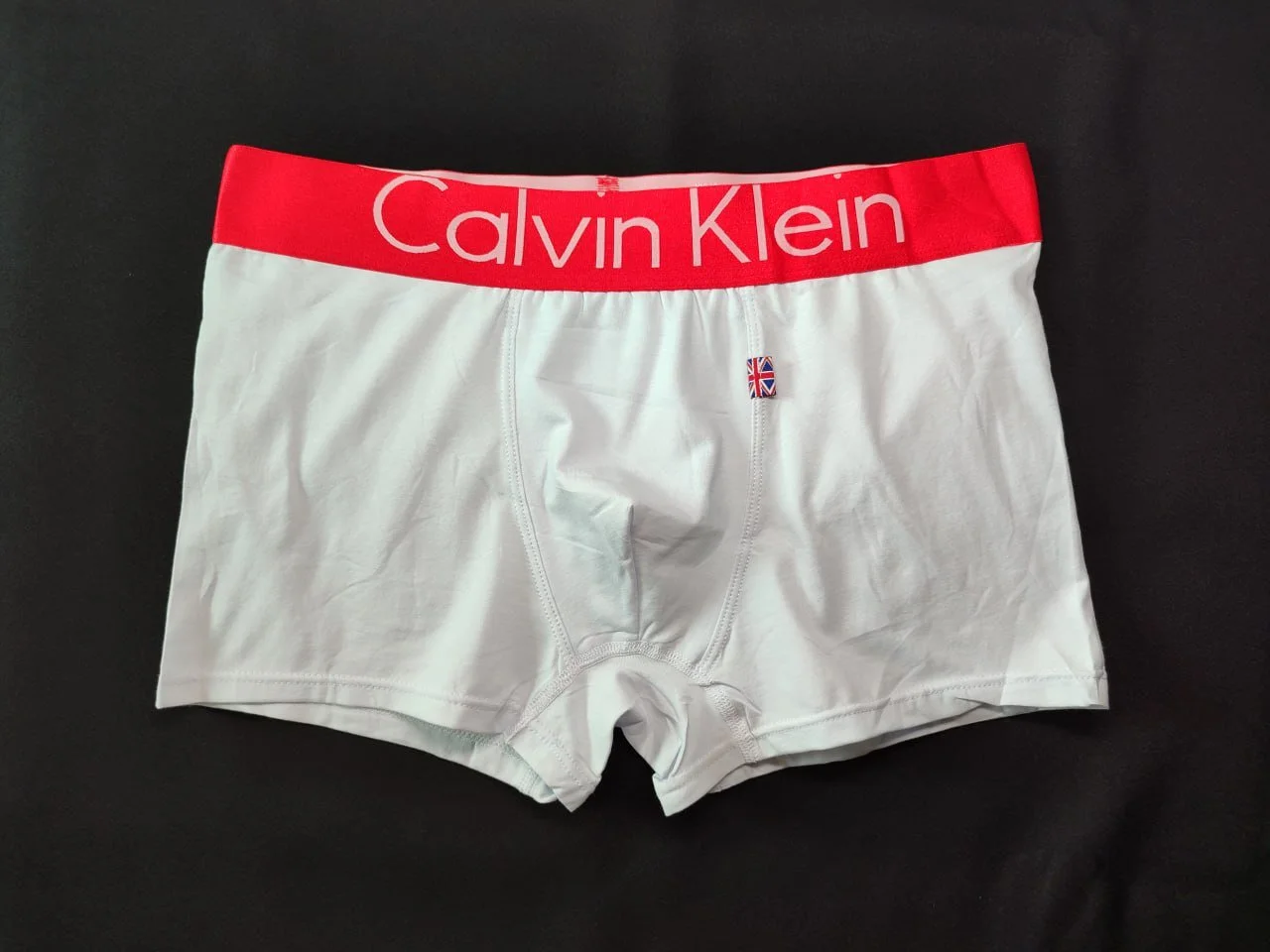 Чоловічі білі труси боксери Calvin Klein, фото №1 Чоловічі білі труси боксери Calvin Klein, фото №1