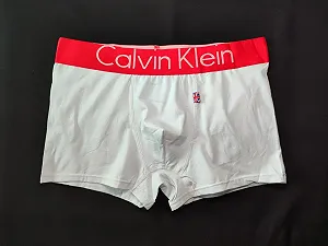 Чоловічі білі труси боксери Calvin Klein - Фото 1