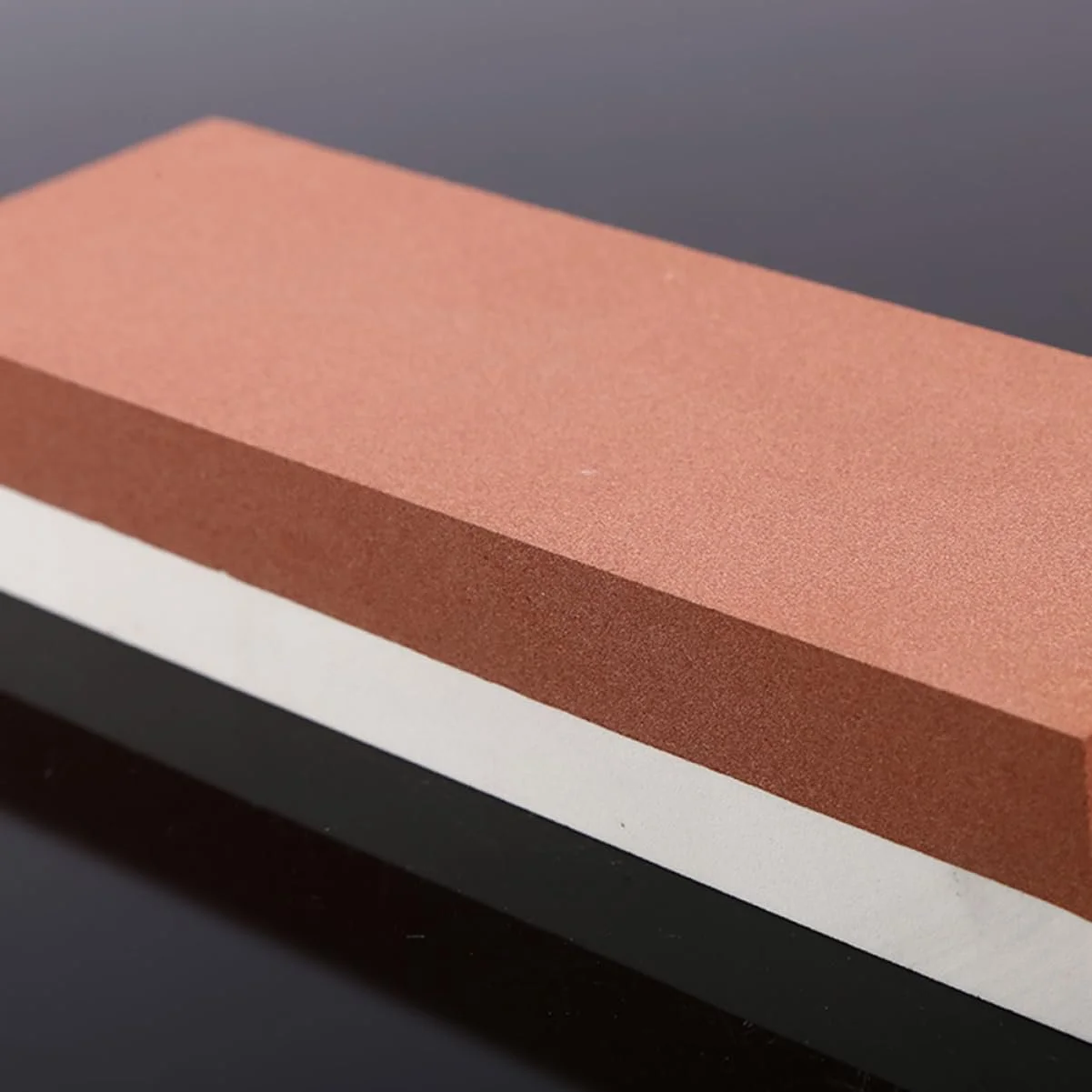 Точильний камінь двосторонній з білого корунду для ножів та ножиць, фото №7