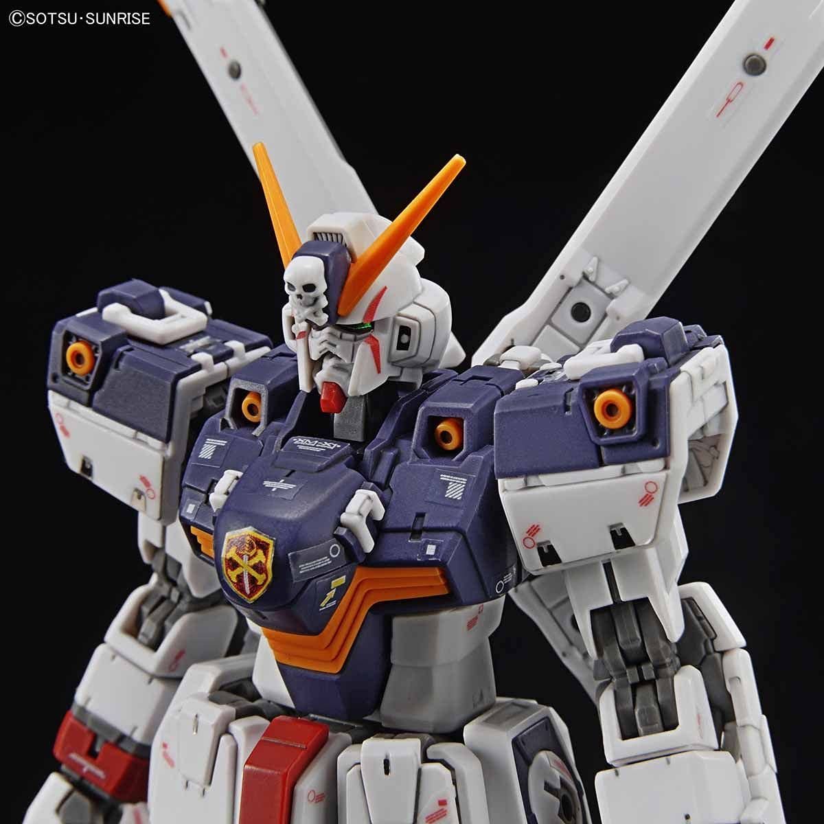 Gundam BANDAI Real Grade RG 1/144 Mobile Suit Gundam Crossbone X1, фото №9